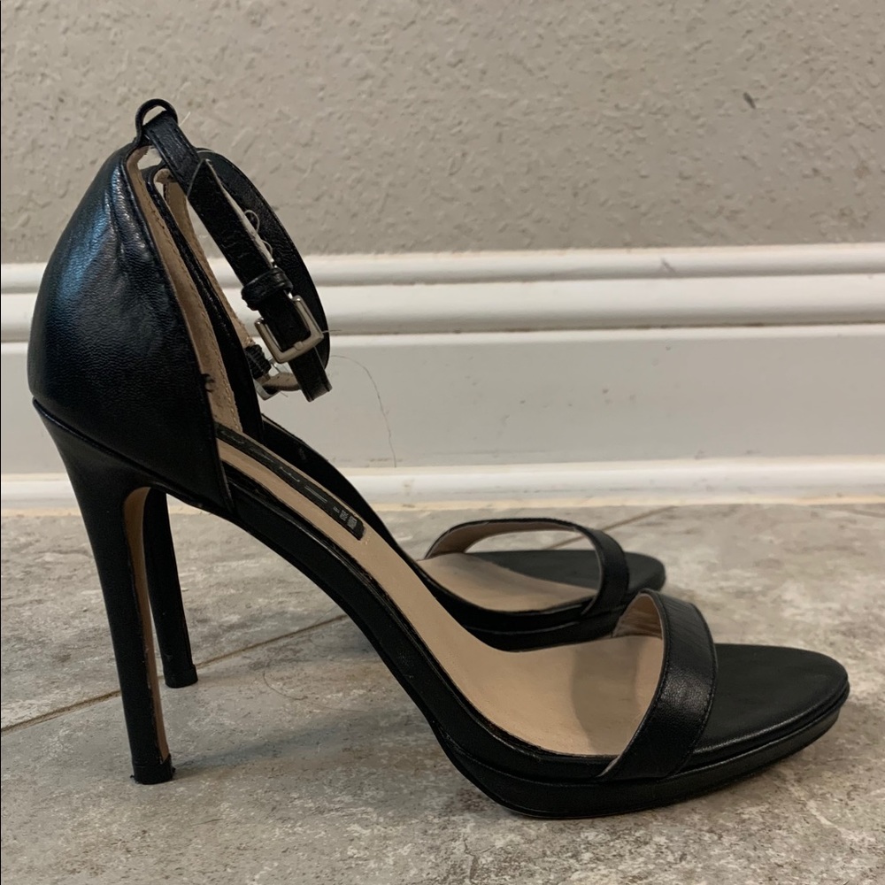 Steven by Steve Madden Black heeled sandal